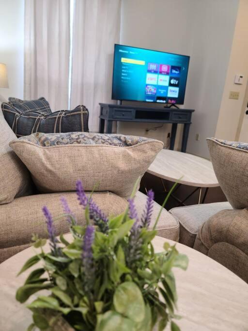 Chateau 10 Hammond Bagian luar foto