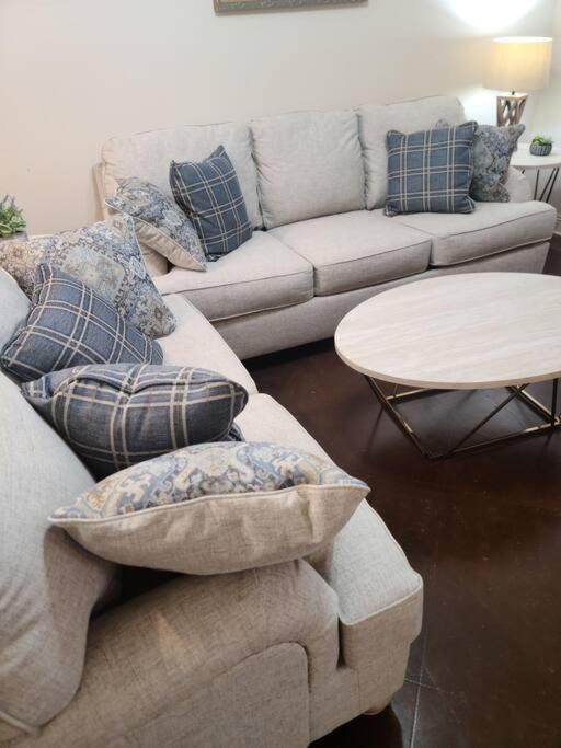 Chateau 10 Hammond Bagian luar foto